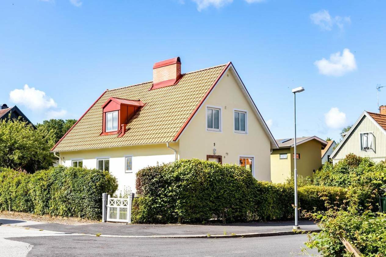 Egen Ovanvaning I Charmig Villa Naera Havet Ystad Ngoại thất bức ảnh